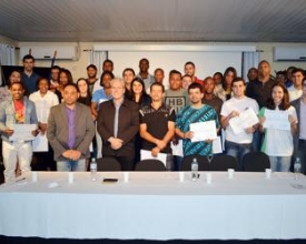 Realizada formatura das primeiras turmas da Escola Técnica de Cordeiro 