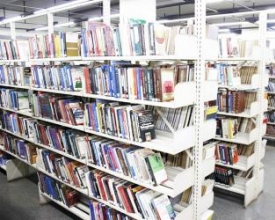Biblioteca Municipal recebe computadores doados por ONG