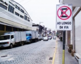 Smomu vai proibir estacionamento na Rua Carlos Éboli