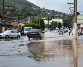 Temporal e raios voltam a tirar o sono dos friburguenses