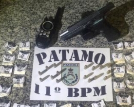 Jovens são detidos com pistola de fabricação israelense na véspera do Natal