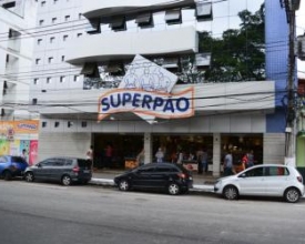 Prefeitura muda estacionamento em frente a padaria no Paissandu