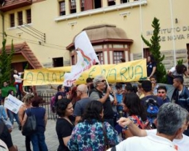 Ainda sem prazo para acabar, greve dos professores estaduais completa 50 dias