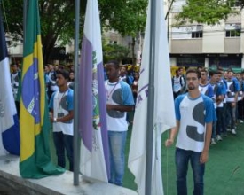 Ato colore de verde e amarelo as unidades da Firjan em Friburgo