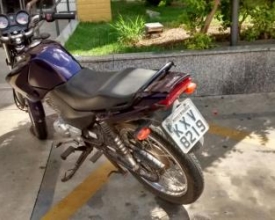 Jovem do Rio é preso com moto furtada e drogas no Parque das Flores