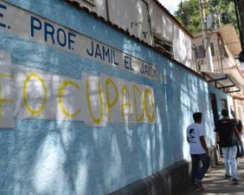 Greve dos professores estaduais continua