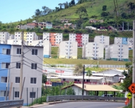 PMs são recebidos a tiros no Terra Nova