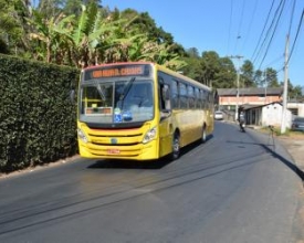 Novo asfalto, enfim, chega à Avenida Nossa Senhora do Amparo