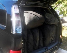 Polícia apreende mais de 10 mil peças íntimas na RJ-116