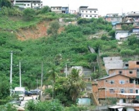 Após tiroteio, jovens são presos com drogas no Alto do Floresta