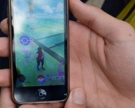 Pokémon Go: jovens de Friburgo invadem as ruas em busca dos monstrinhos virtuais