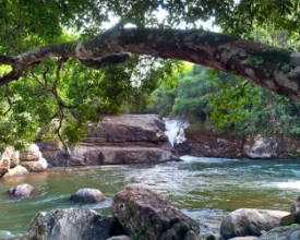 Para saudar o ano novo, um banho de cachoeira em Lumiar