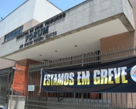 Serventuários da Justiça no estado em greve por tempo indeterminado