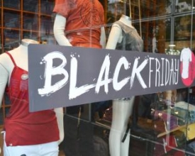 Lojas em Nova Friburgo antecipam a Black Friday