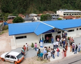 Prefeitura inaugura dois postos de saúde em Campo do Coelho