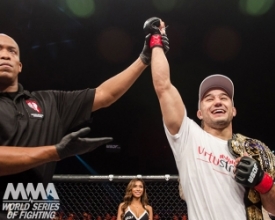 Campeão mundial de MMA, Marlon Moraes fará treino aberto na Estação Livre