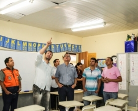 Escola Lafayette Bravo, no Floresta, é fechada após vistoria