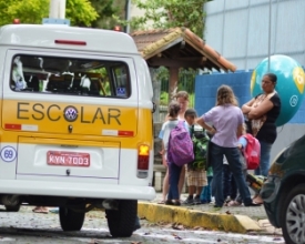 Redes pública e privada de ensino iniciaram ano letivo nesta segunda-feira