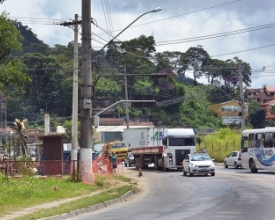 Obra de contenção do Rio Bengalas chega a Duas Pedras