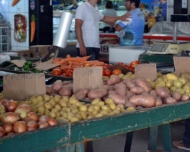 Alta dos preços da batata e do feijão deixam a refeição mais cara
