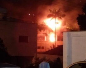 Incêndio atinge restaurante na Ponte da Saudade