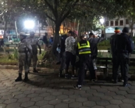 Choque de Ordem da PM prende 3 suspeitos por tráfico na Praça