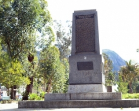 Às vésperas do aniversário de morte de Getúlio, estátua continua sumida