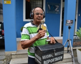 Youtuber da Bahia, de 73 anos, visita A VOZ DA SERRA