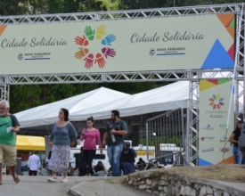 Cidade Solidária atrai multidão no primeiro dia