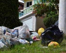 Projetos de educação ambiental da concessionária de lixo precisam ser retomados este ano