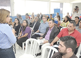 Prefeitura, PM e Detran firmam parceria para capacitar e educar motofrentistas