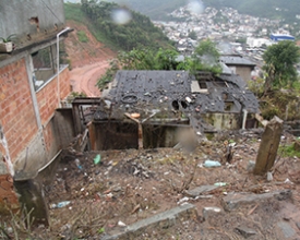 Projeto Florestar & Cia visita o bairro Jardinlândia