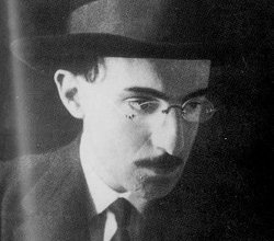 Por que ler Fernando Pessoa?