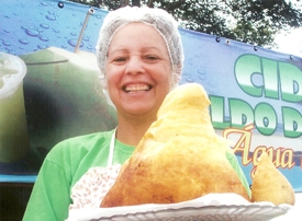 Cidade paranaense produz a maior coxinha do Brasil