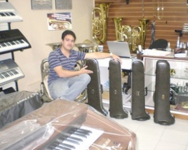 A banda Campesina Friburguense recebeu mais quatro instrumentos novos