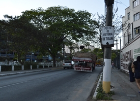Poste em estado precário preocupa