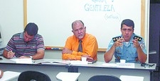 Comunidade e autoridades discutem segurança em Conselheiro Paulino