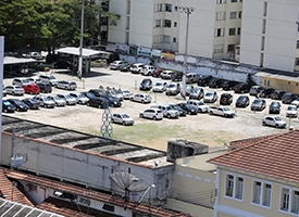 Estacionamentos: motoristas criticam preços e falta de cobrança fracionada