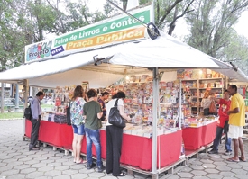 “Feira de livros e contos em praça  pública” chega a Nova Friburgo