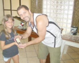 Colecionador chega a 1.100 itens do Vasco e torce por sucesso do friburguense Lucas