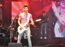 Gusttavo Lima encanta Nova Friburgo com seus sucessos