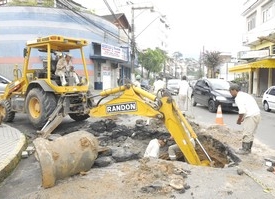 Prefeitura se mobiliza para solucionar problemas causados pela chuva