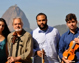 Quarteto de violinistas amanhã no projeto “Concertos na Catedral” 