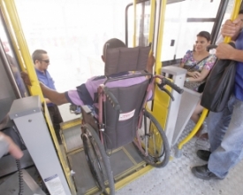 Cadeirantes e deficientes visuais poderão desembarcar em qualquer lugar
