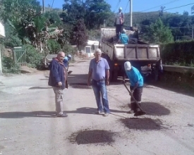 Operação tapa-buracos chega à Fazenda da Laje
