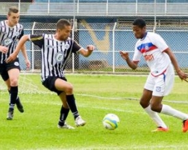 Friburguense empresta Caíque para Macaé