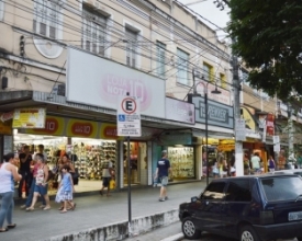 CDL e do Sincomércio defendem abertura de lojas para amenizar prejuízo com feriados