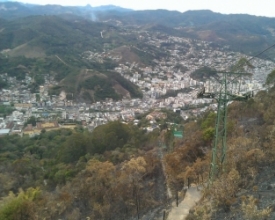 Morro do Teleférico terá novo bombardeio de sementes