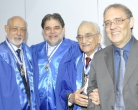 Membros da Academia Friburguense de Letras participam de congresso em Niterói