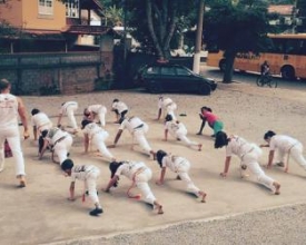 Projeto Abadá Capoeira é opção no Bairro Ypu e Amparo